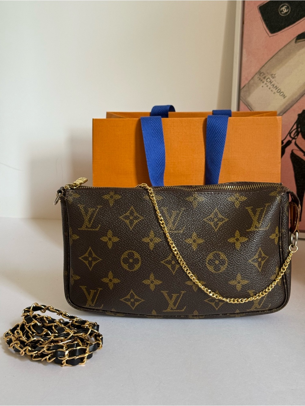 Louis Vuitton Pochette accessories Monogram Shoulder Bag 🌟 - Picture 6 of 17